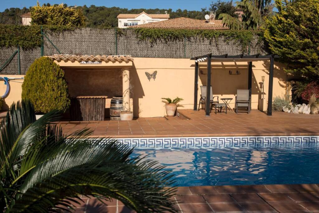 Casa Bella Con Piscina Villa Caldes De Montbui Exterior photo
